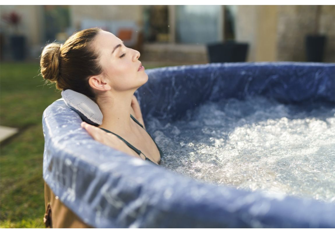 Masažni bazen (jacuzzi) Lay-Z-Spa® Toronto ThermaCore Smart Airjet™ Plus | 190 x 70 cm