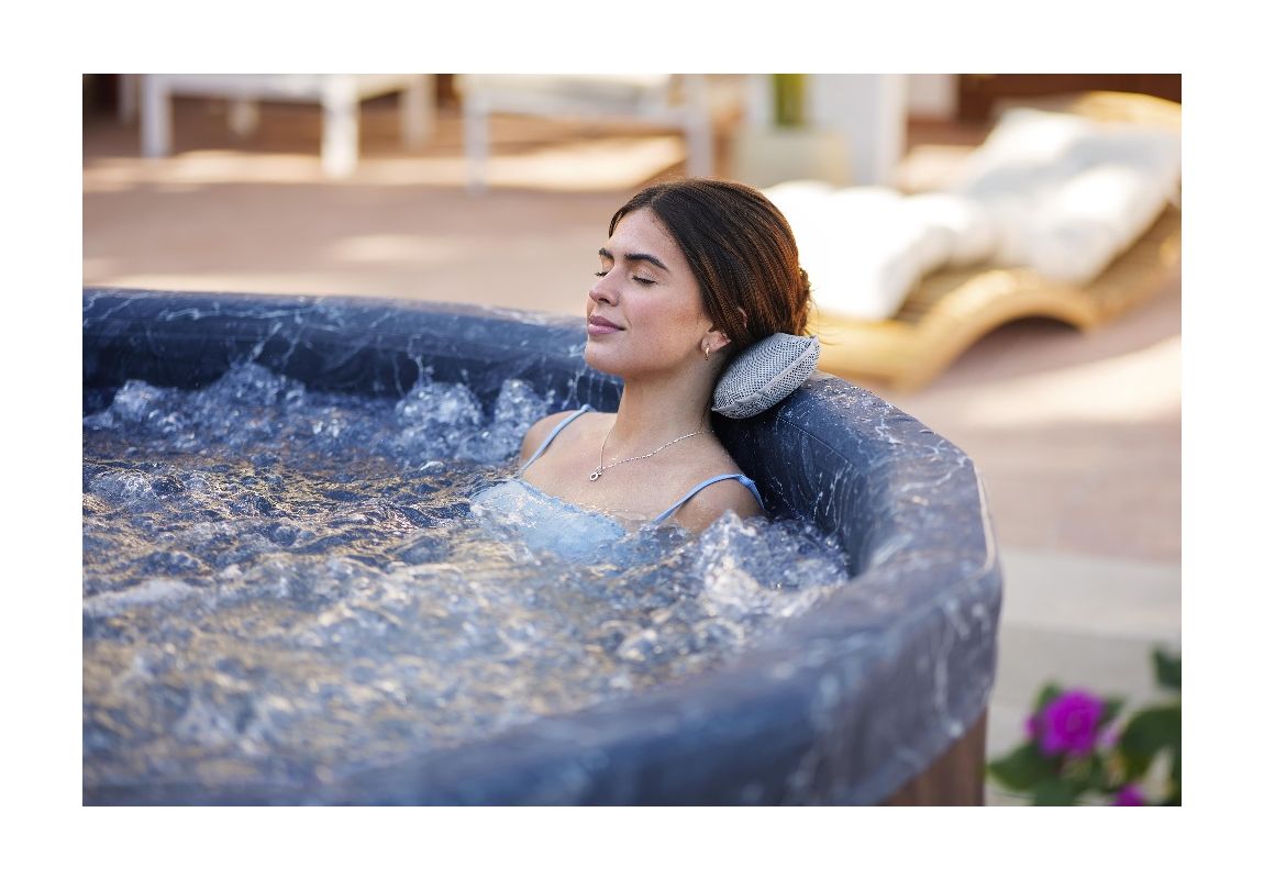 Masažni bazen (jacuzzi) Lay-Z-Spa® Toronto Smart AirJet™ | 190 x 70 cm